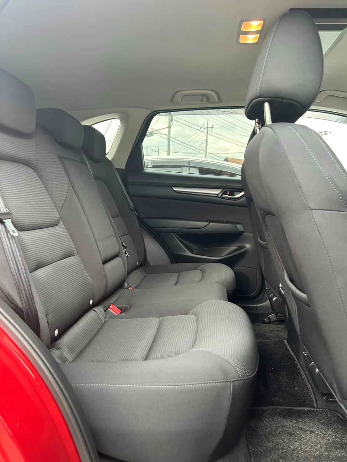 後部座席 現金 オートローン対応 自社ローン 信用回復ローン